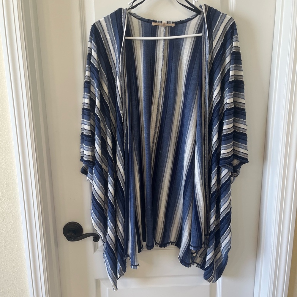 Striped Blue and White Kimono Cardigan XXL